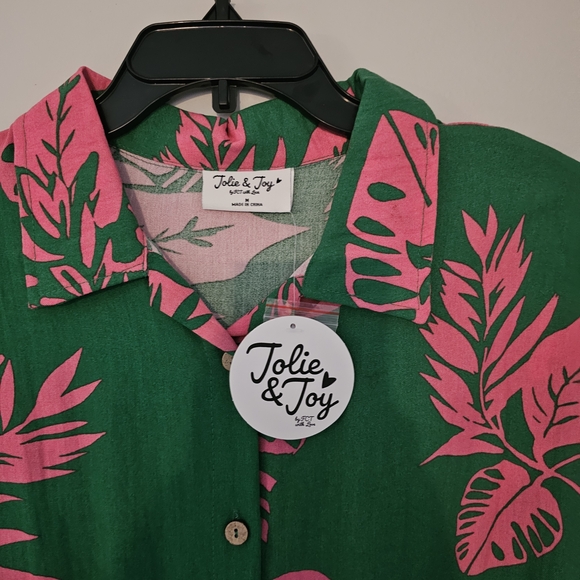 Leaf Print Green and Pink Dress - Picture 3 of 6